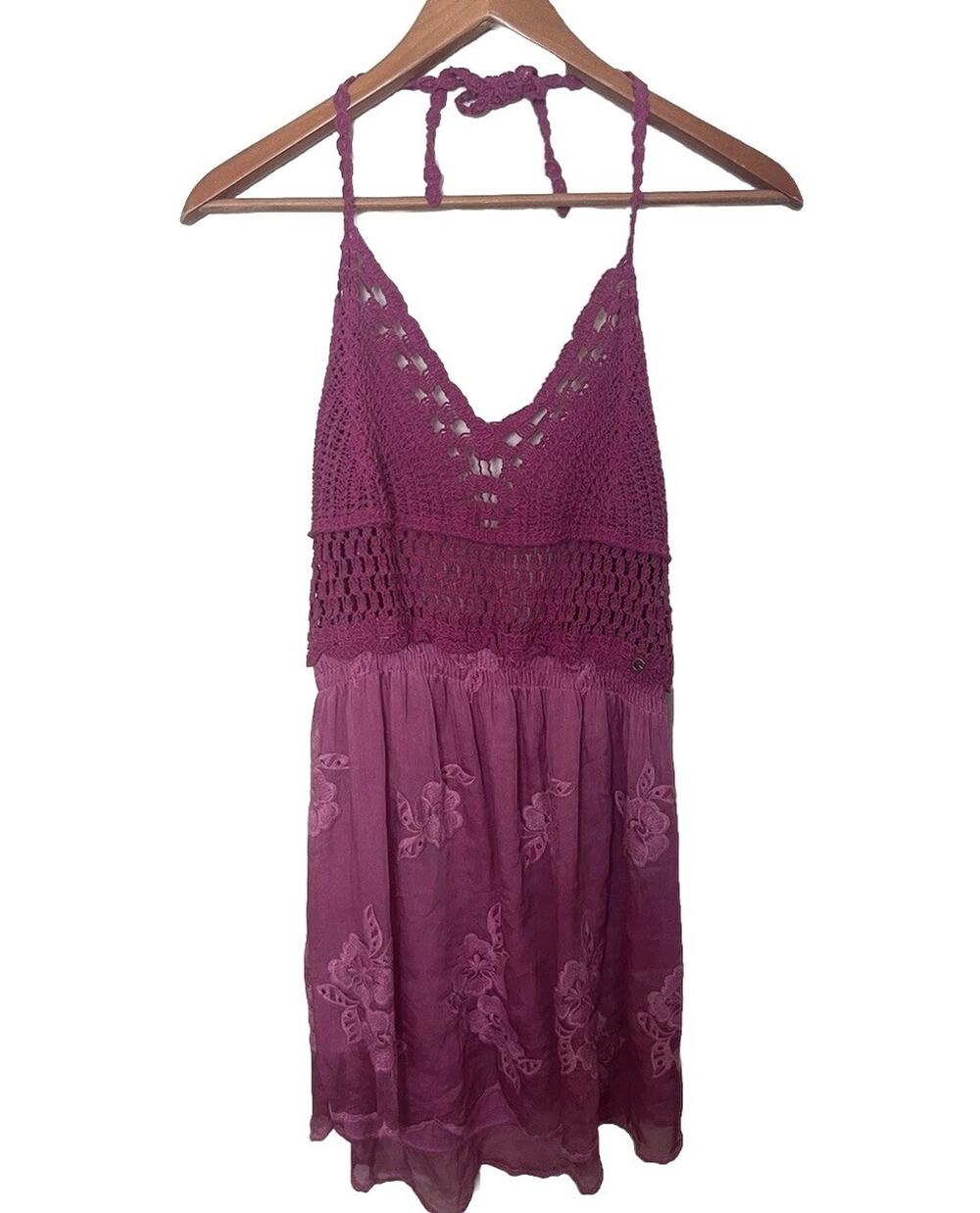 Guess Pink Hailey Crochet Embroidered Halter Top Viscose Silk Women’s Sz Large